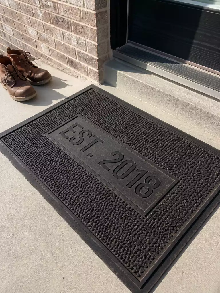 Established Date Mat