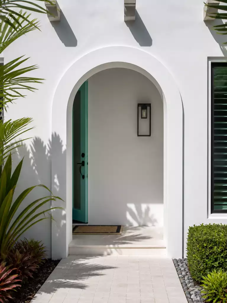Rounded Archway Entry