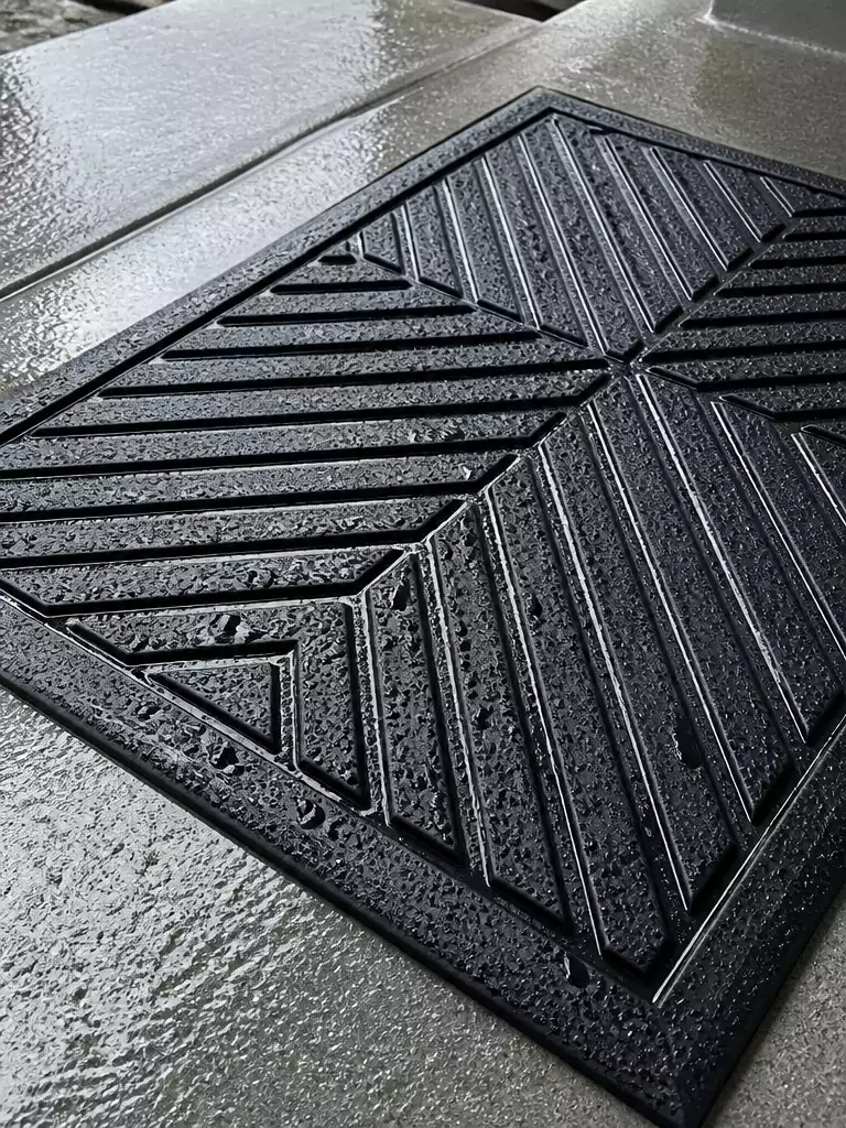 Heavy-Duty Rubber Utility Mats
