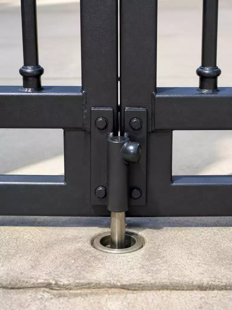Drop Bolts And Centre Locking