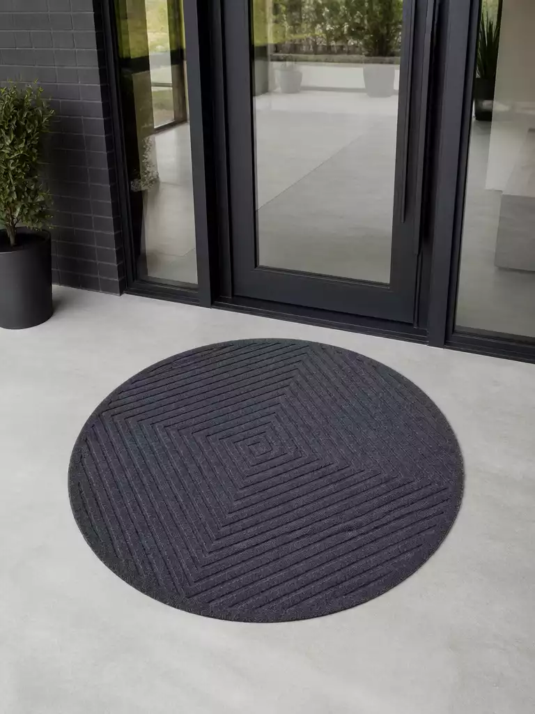 Modern Minimal Mat