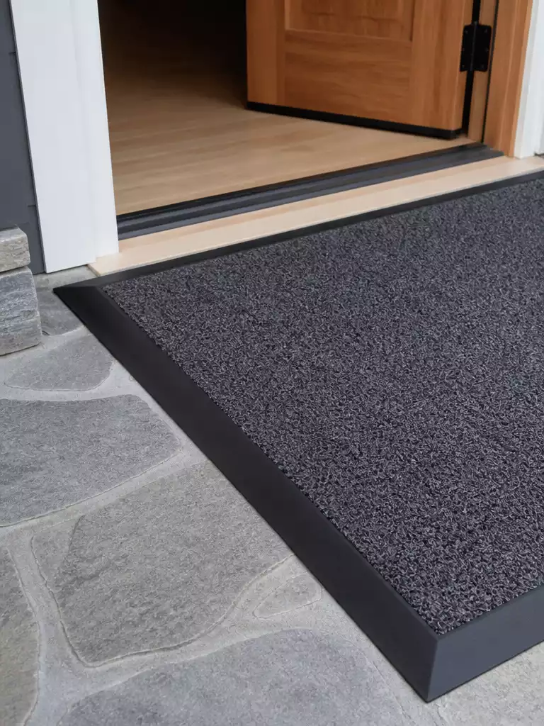 Rubber-Backed Fiber Entry Mats