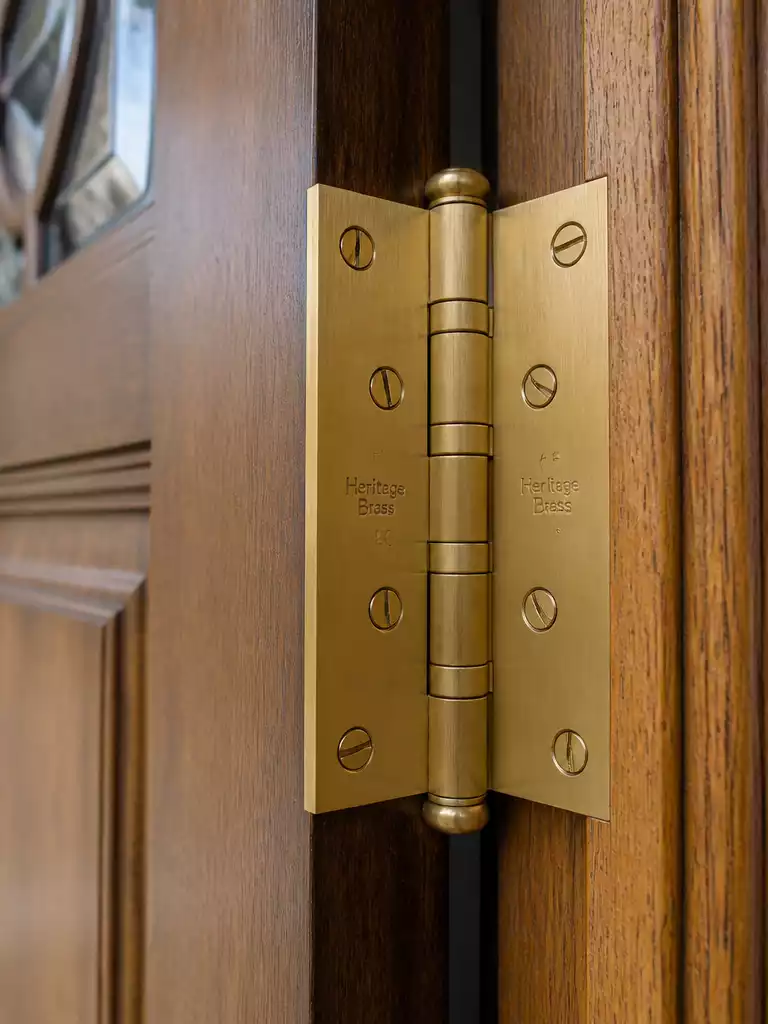 10. Hinge Type and Load Rating